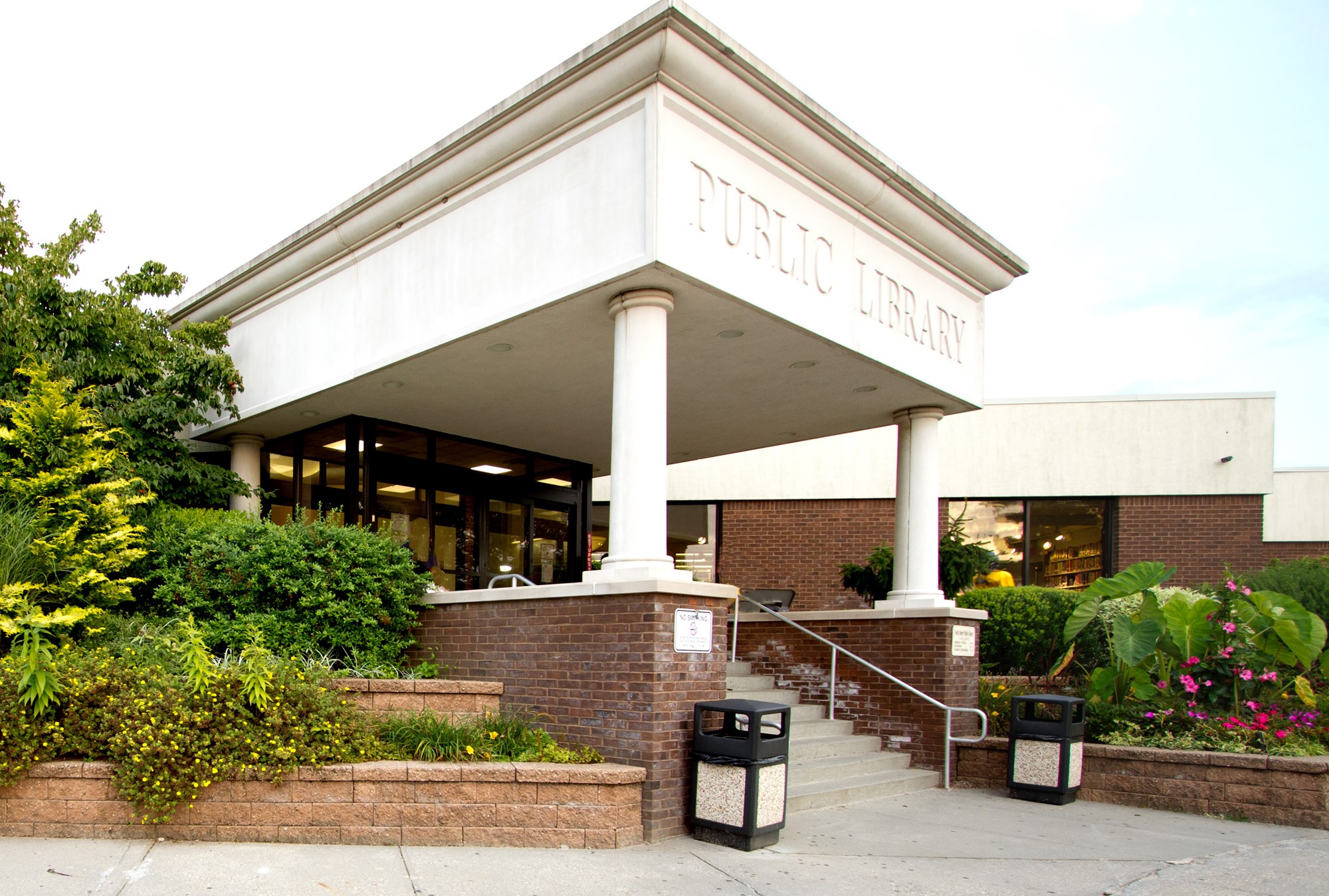 North Shore Public Library