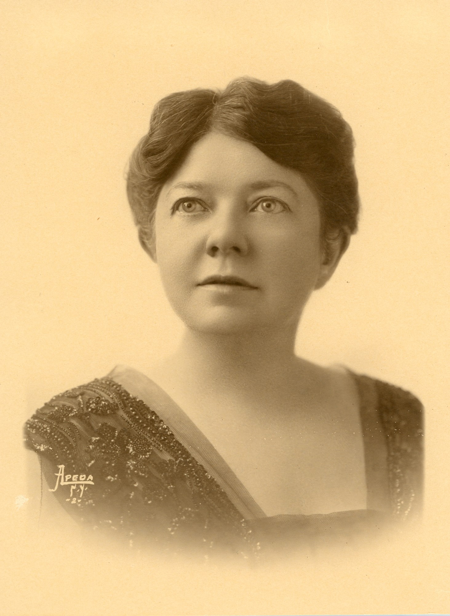 Icons - Music Outline Circle - Blue White