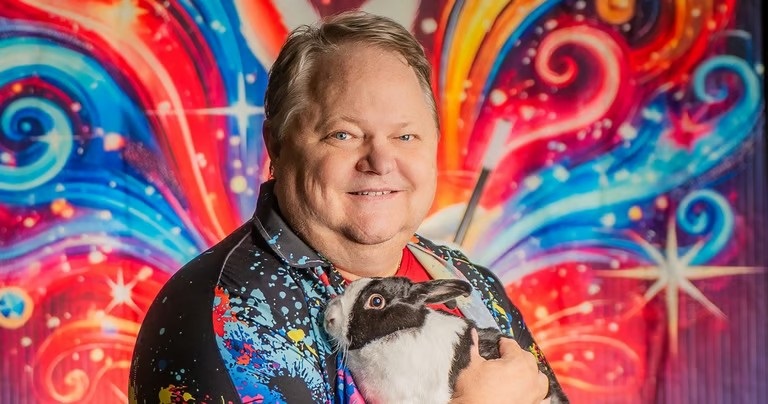 Dan Dan the magic man image