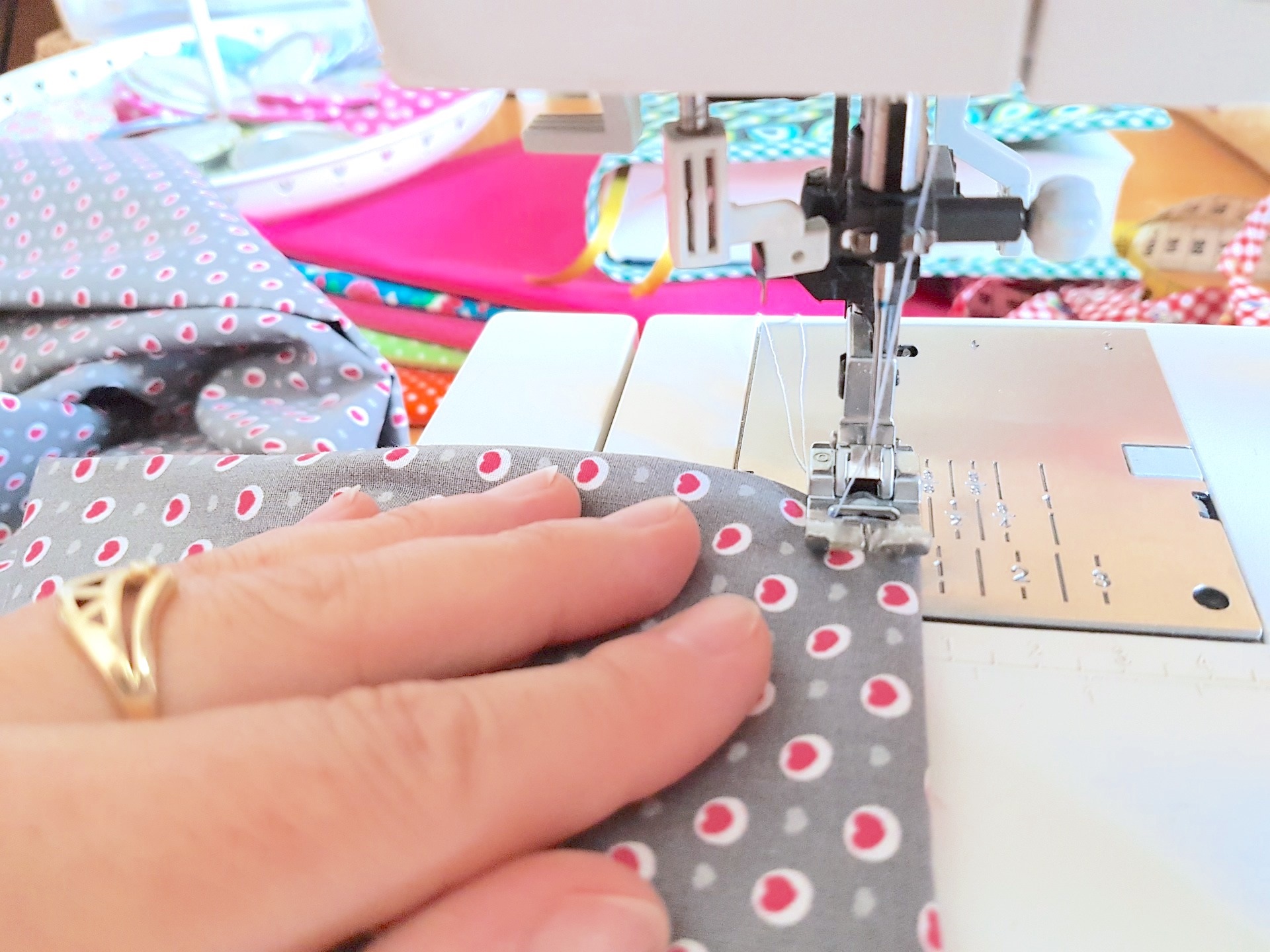 Sewing Machine Fabric Makerspace Hands Crafts
