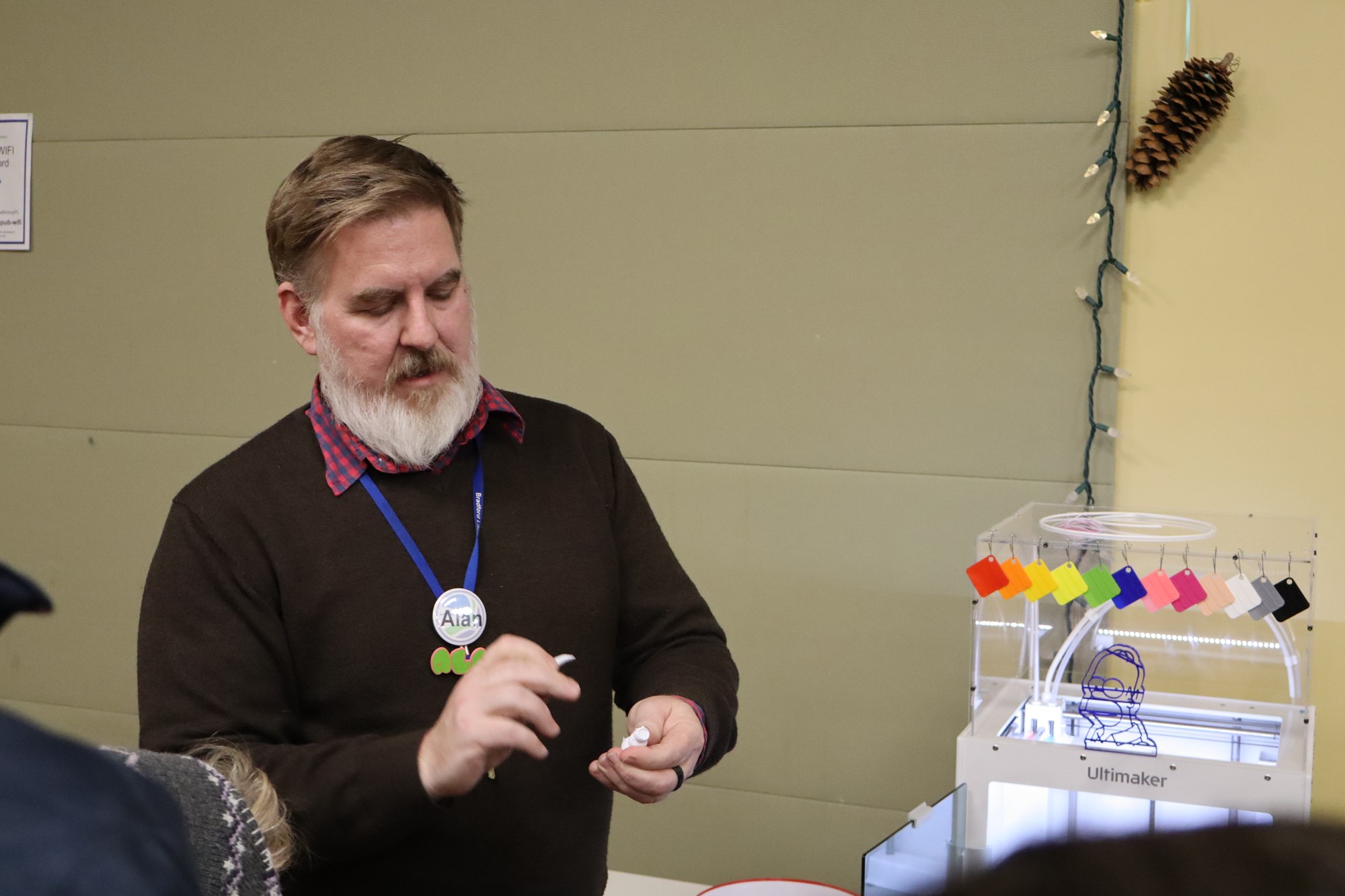Alan explaining 3D printing