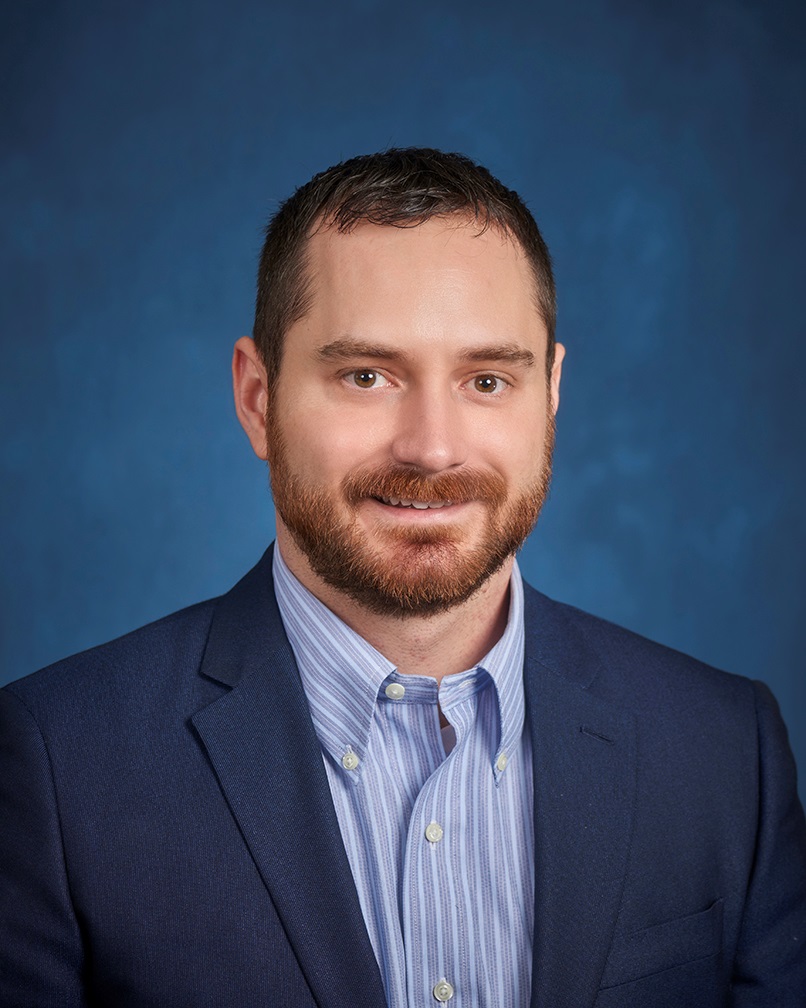 Portrait photo of Dr. Matthew G. Kelly.