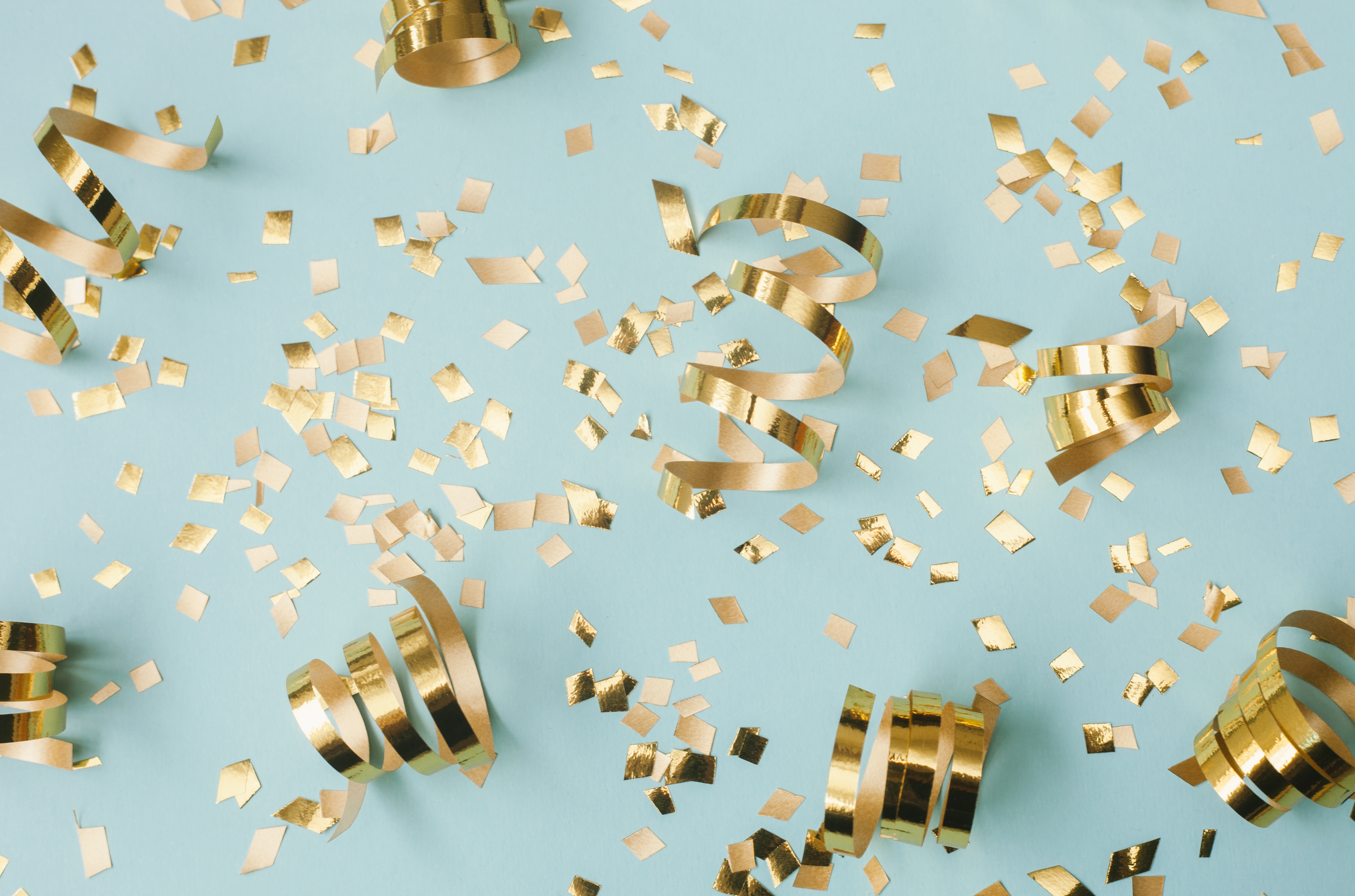 gold confetti