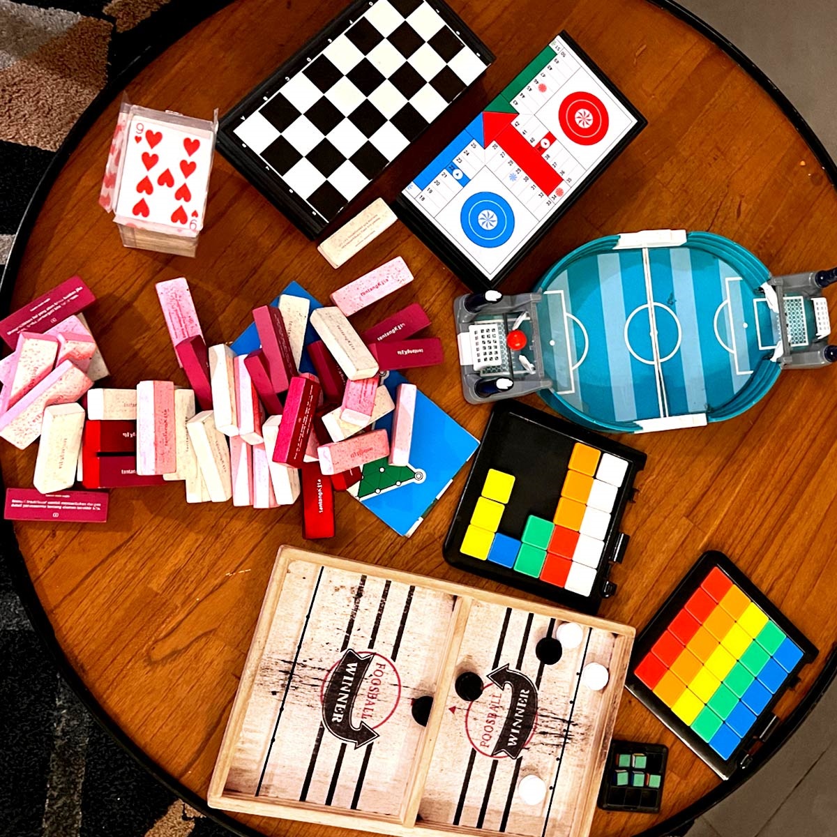 Various table games like dominoes and cards.